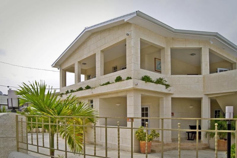 קרייסט צ'רץ' Ocean 15 Hotel מראה חיצוני תמונה