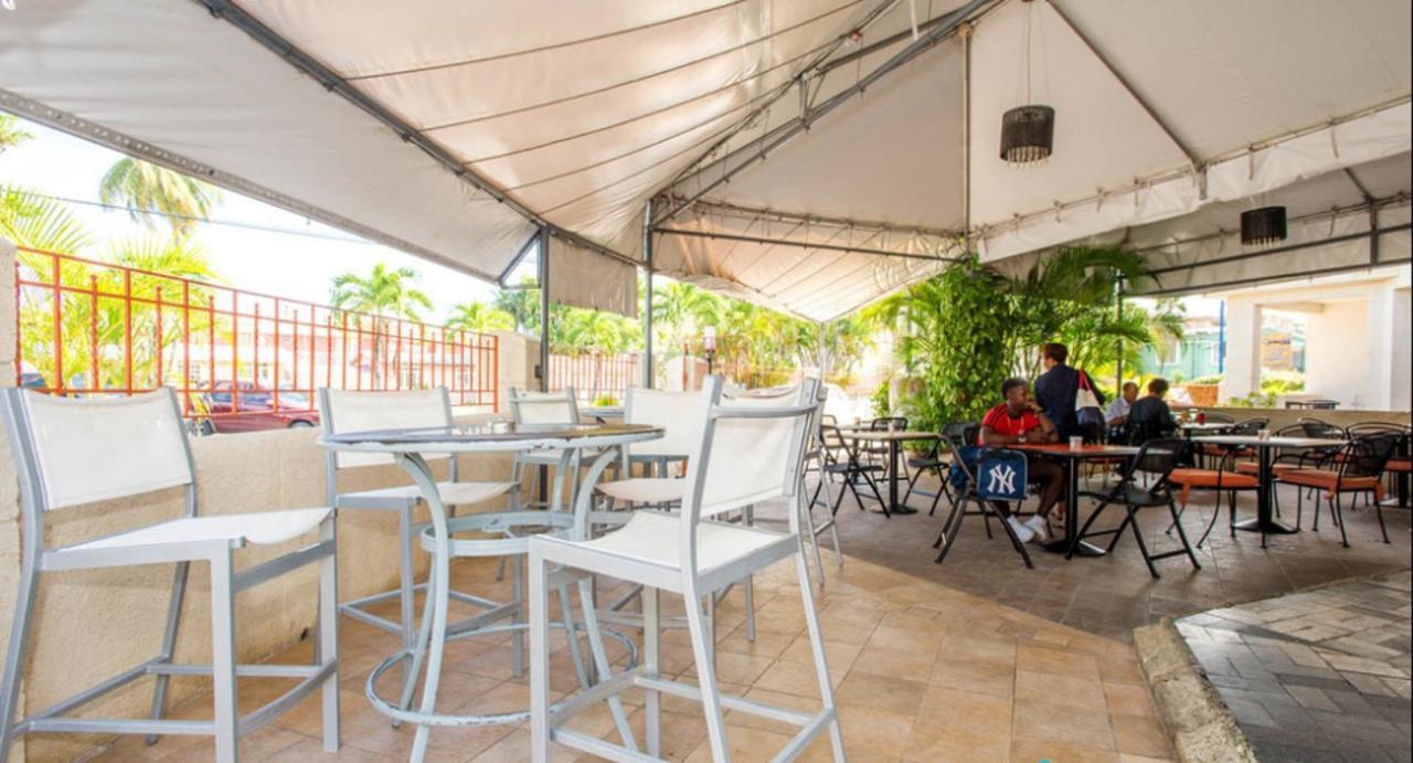 קרייסט צ'רץ' Ocean 15 Hotel מראה חיצוני תמונה